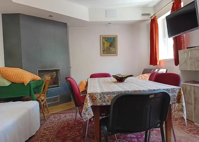Podhradi Mitrov